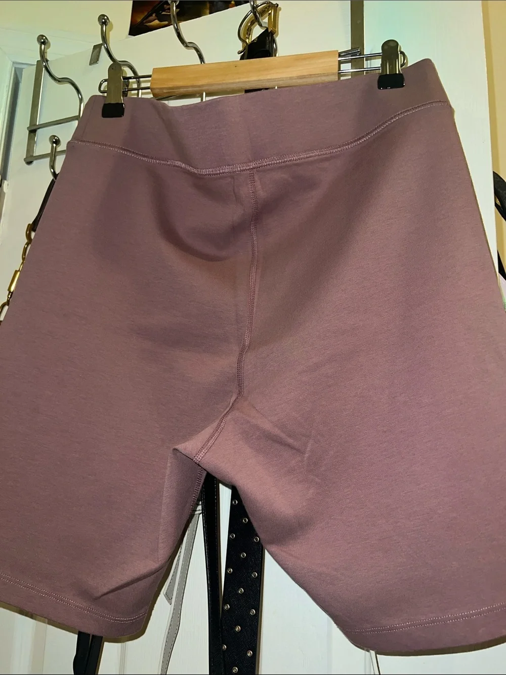 Nike Rose-Mauve High-Rise Biker Shorts with Black Swoosh